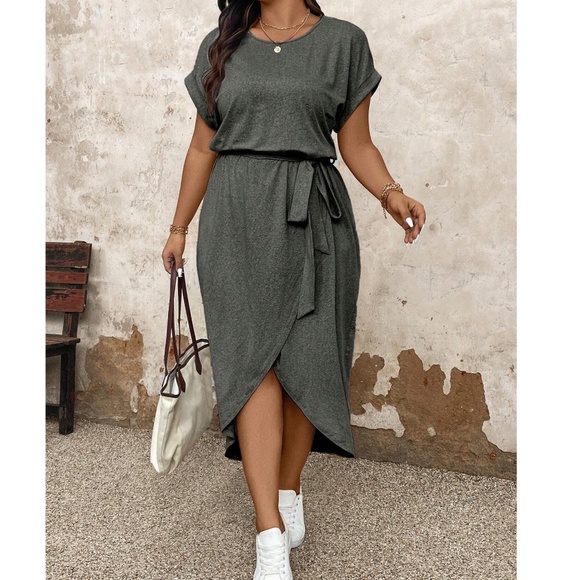 Plus Solid Short Cuff Sleeve Belted High Low Midi Dress - Picture 3 of 4
